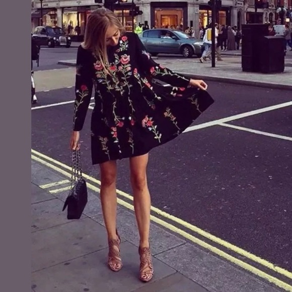 Philosophy embroidered dress - Picture 4 of 8